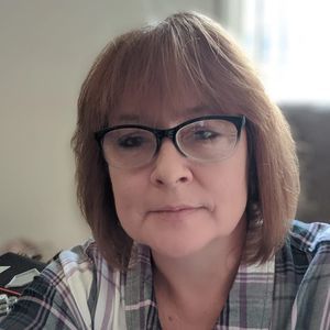 Meet your Posher, Tina